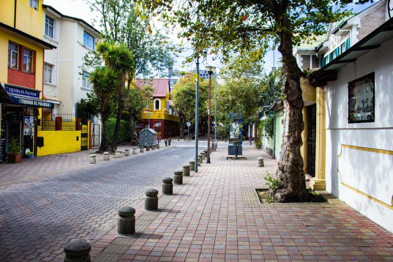 Hostal Loro Verde キト エクステリア 写真